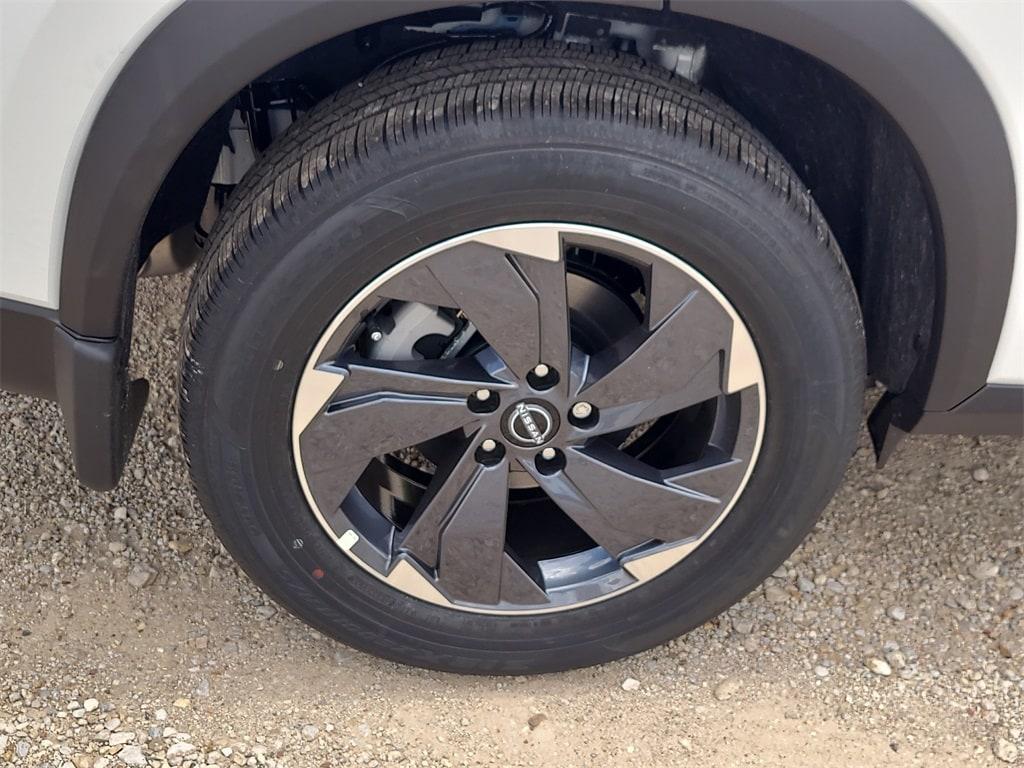 new 2025 Nissan Rogue car, priced at $30,651