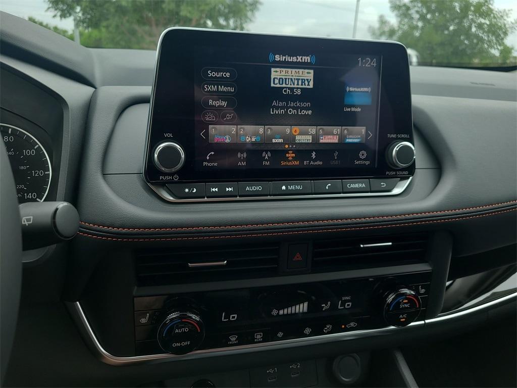 new 2025 Nissan Rogue car, priced at $34,169