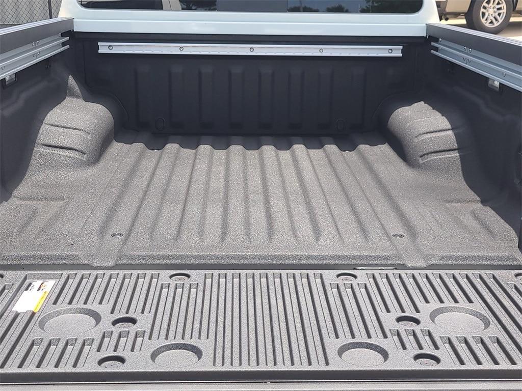 new 2025 Nissan Frontier car, priced at $44,126