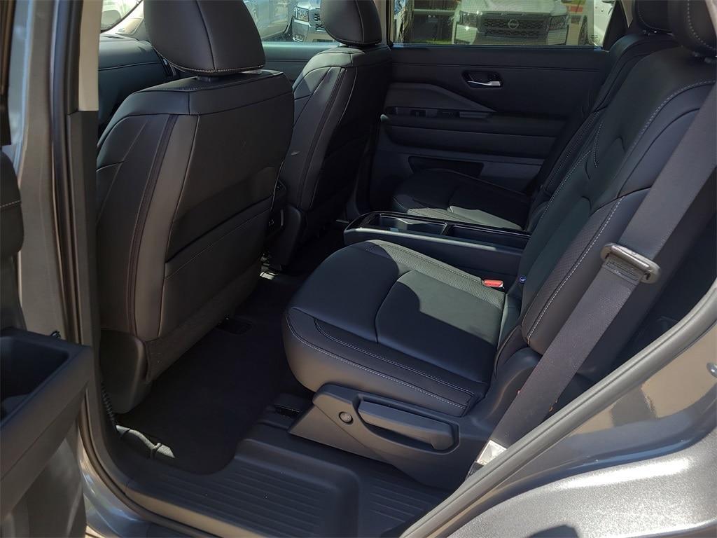 new 2025 Nissan Pathfinder car, priced at $46,555