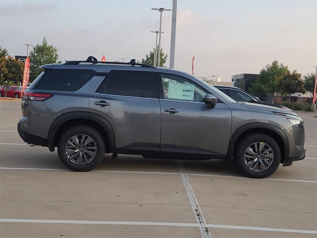 new 2025 Nissan Pathfinder car, priced at $37,922