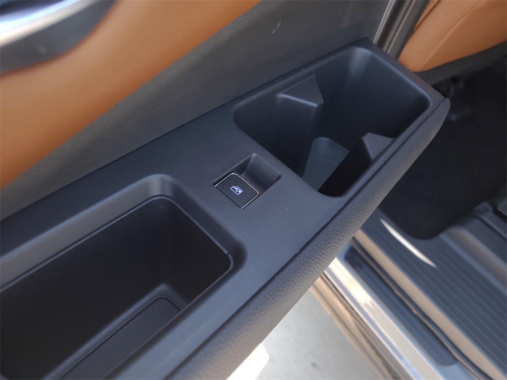 used 2022 Nissan Pathfinder car, priced at $29,000