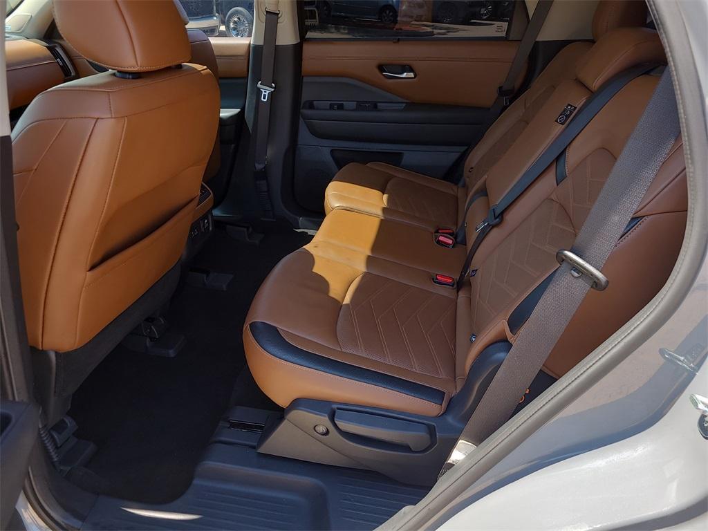 used 2022 Nissan Pathfinder car, priced at $29,000