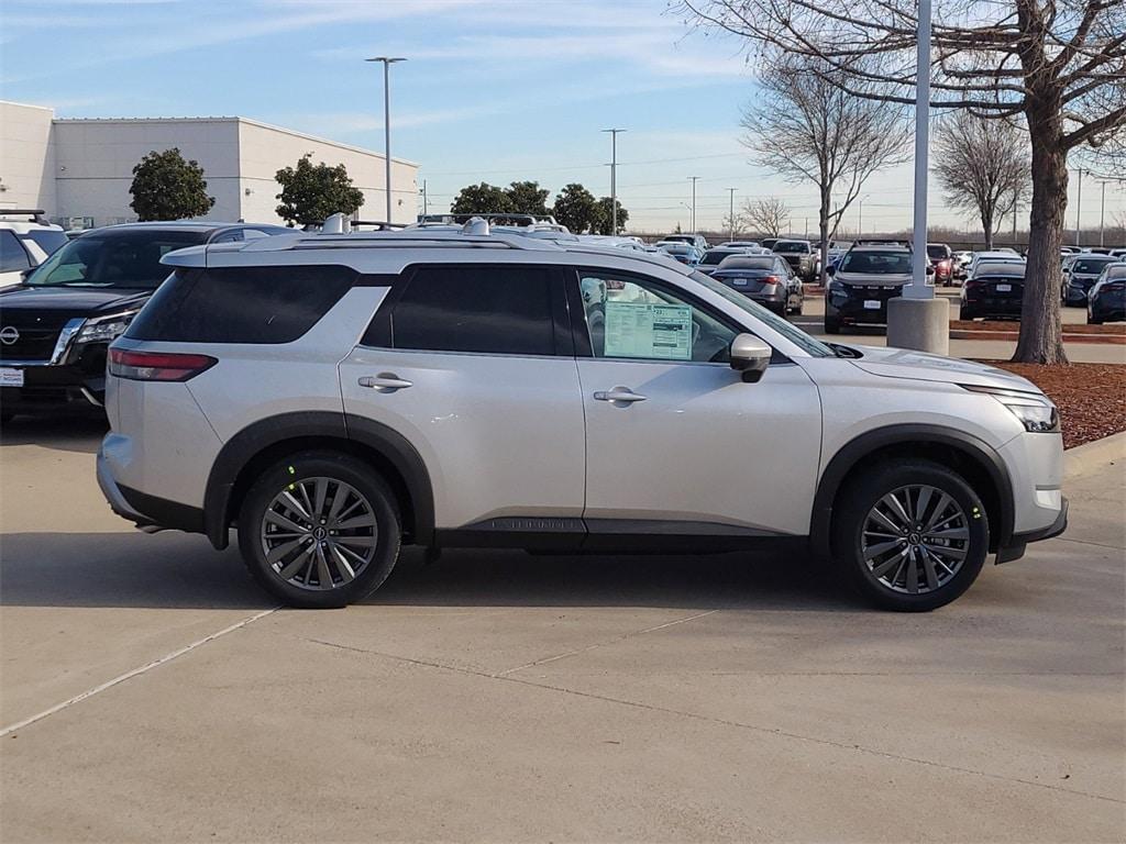 new 2025 Nissan Pathfinder car, priced at $45,133