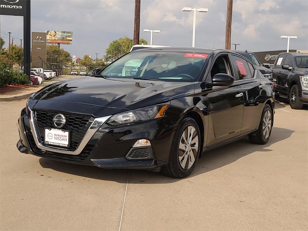 used 2022 Nissan Altima car, priced at $19,500