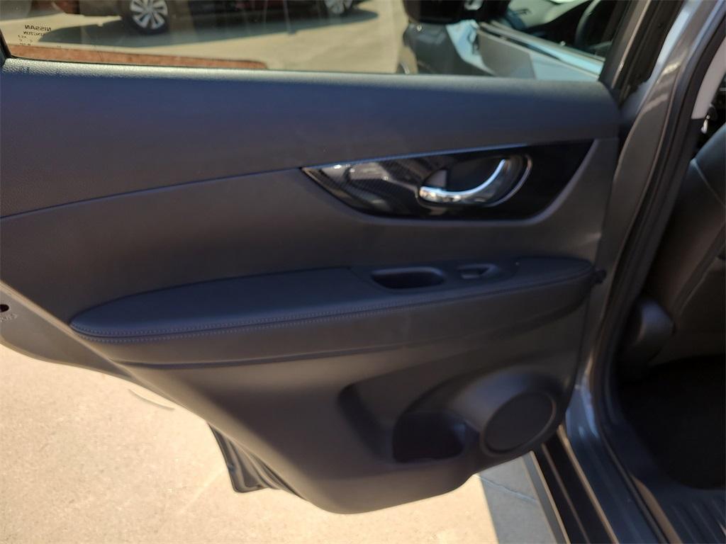 used 2020 Nissan Rogue car, priced at $20,000