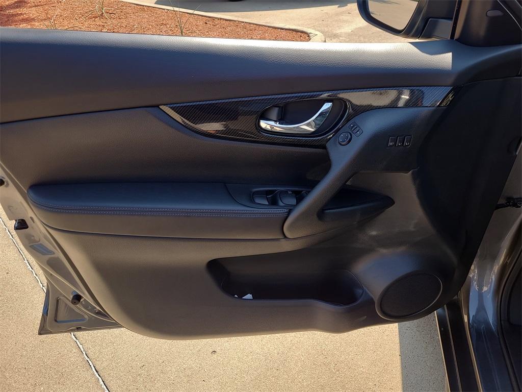 used 2020 Nissan Rogue car, priced at $20,000