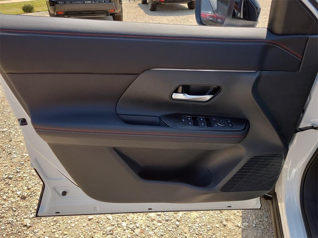 new 2026 Nissan Kicks car, priced at $29,971