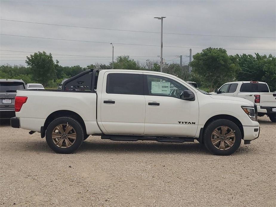 new 2024 Nissan Titan car, priced at $46,440