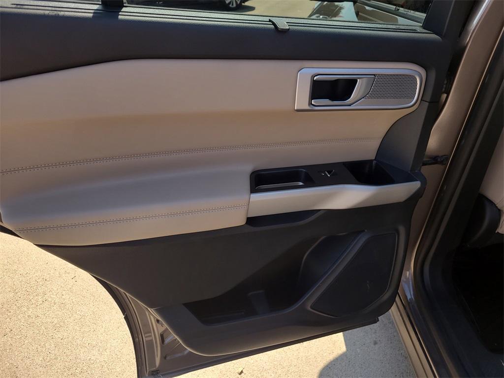 used 2021 Ford Explorer car, priced at $25,999