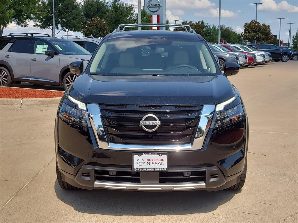 new 2025 Nissan Pathfinder car, priced at $41,625
