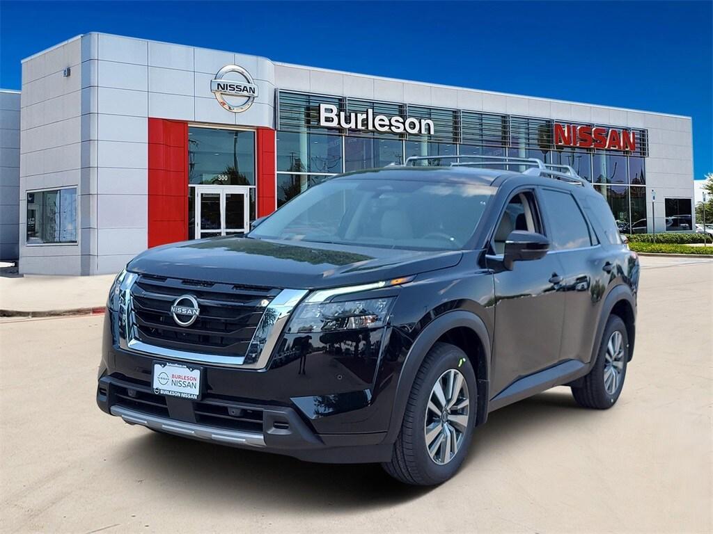 new 2025 Nissan Pathfinder car, priced at $41,625