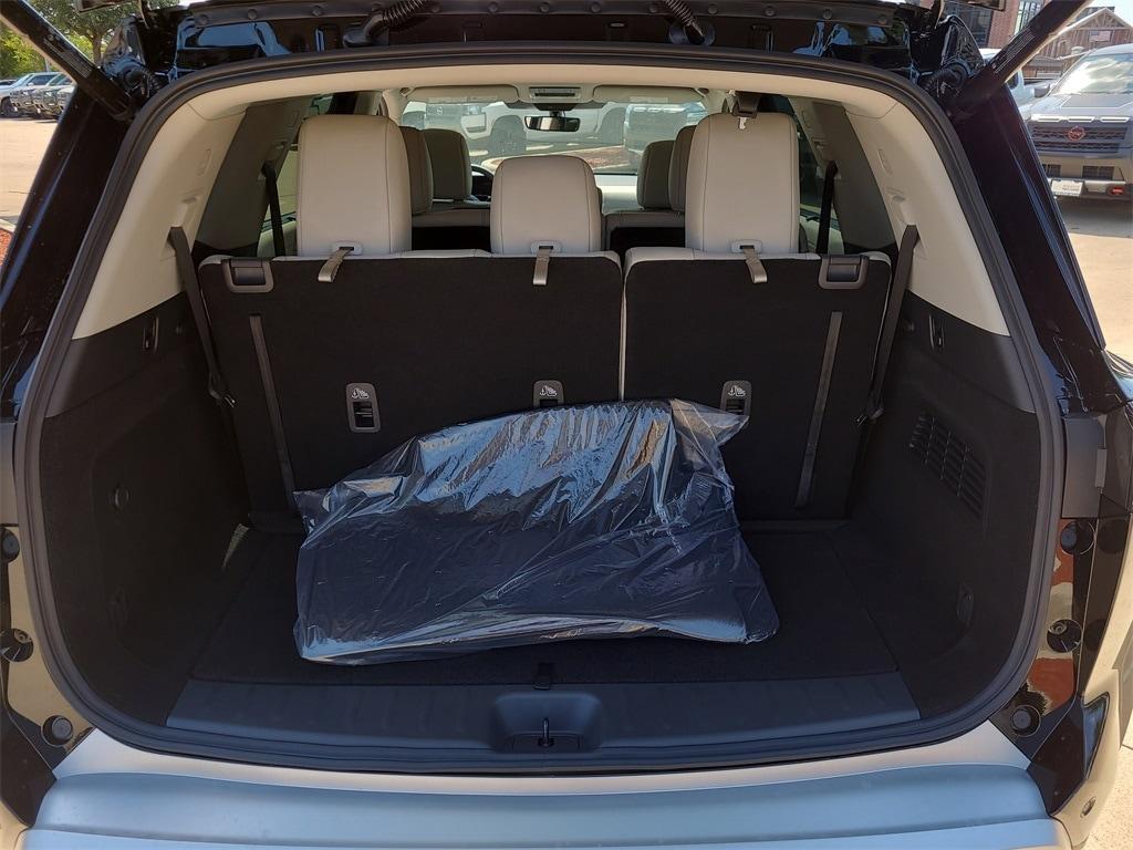 new 2025 Nissan Pathfinder car, priced at $41,625