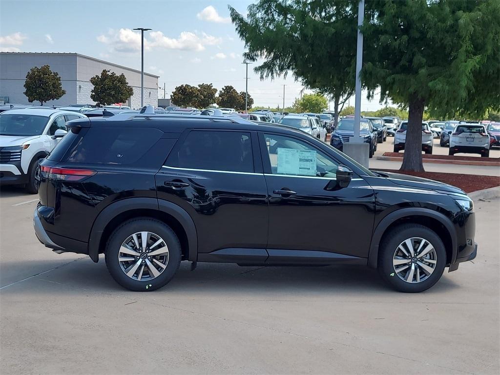 new 2025 Nissan Pathfinder car, priced at $41,625