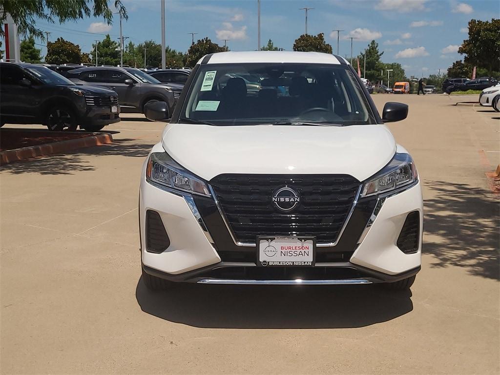 new 2025 Nissan Kicks Play car, priced at $22,357