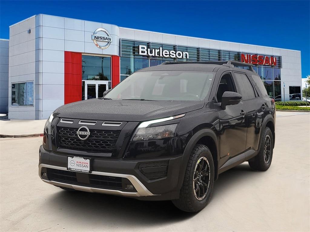 new 2025 Nissan Pathfinder car, priced at $38,557