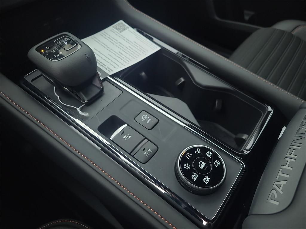 new 2025 Nissan Pathfinder car, priced at $38,557