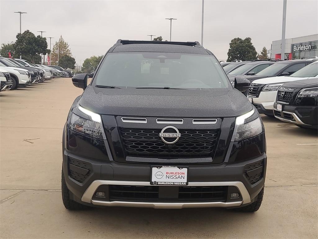 new 2025 Nissan Pathfinder car, priced at $38,557