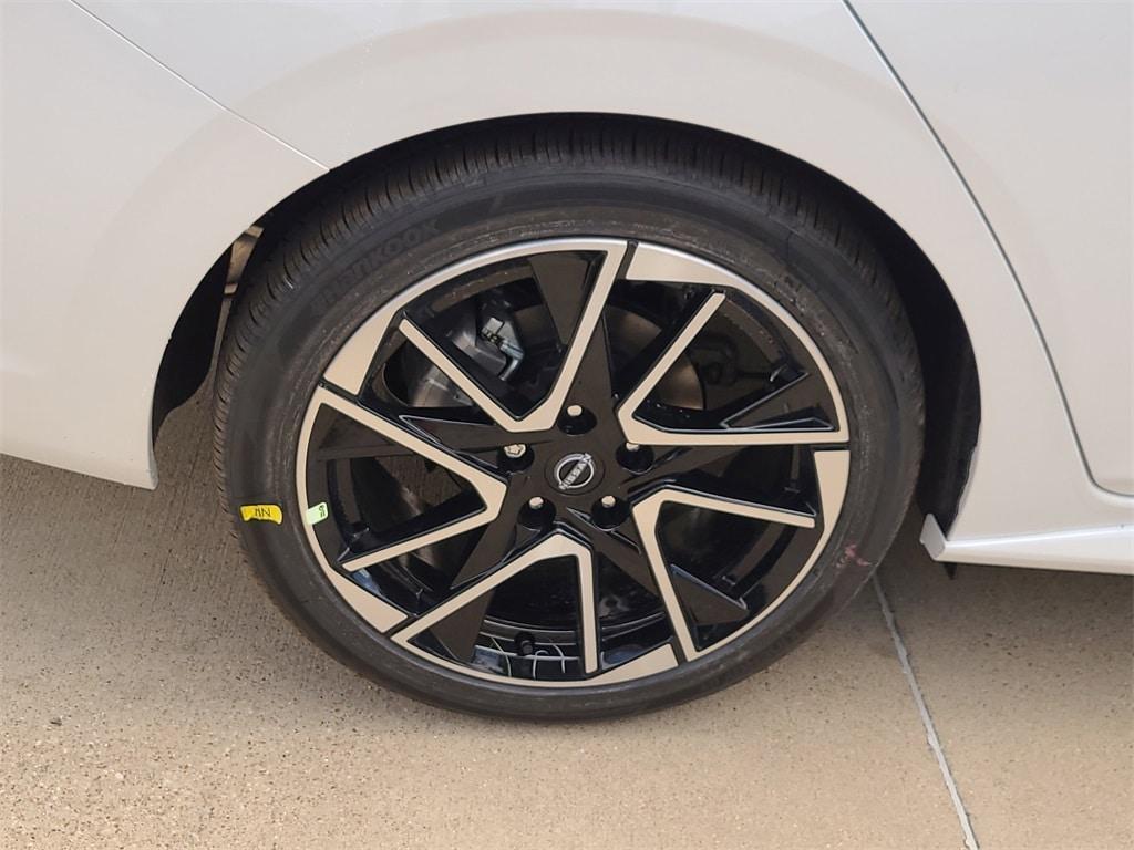 new 2025 Nissan Sentra car, priced at $25,771