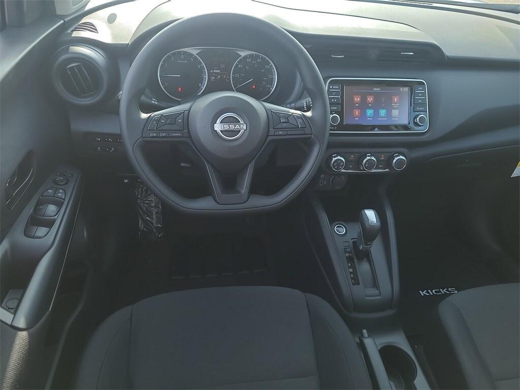 new 2025 Nissan Kicks Play car, priced at $22,088