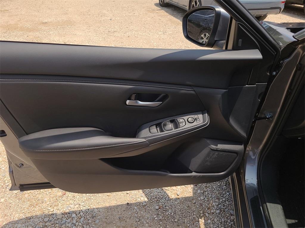 new 2025 Nissan Sentra car, priced at $23,608