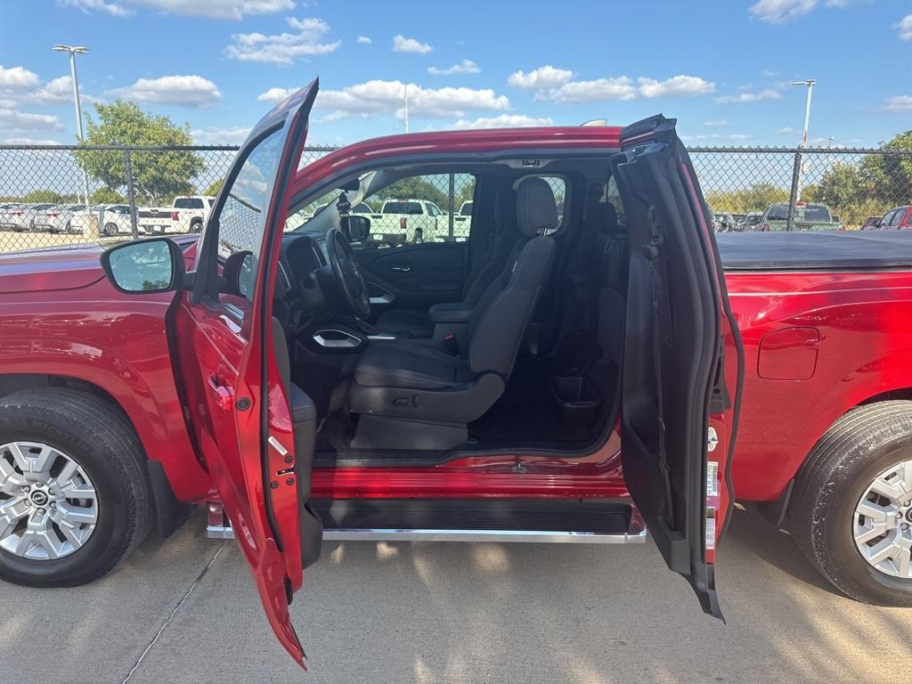 used 2022 Nissan Frontier car, priced at $25,999
