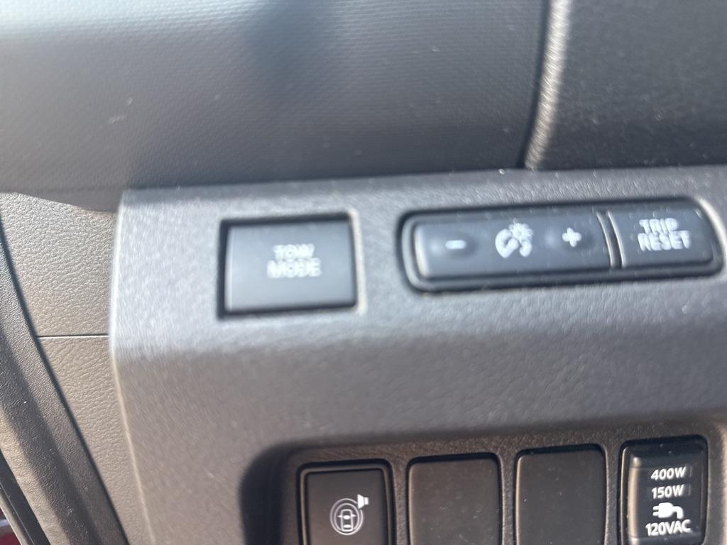 used 2022 Nissan Frontier car, priced at $25,999