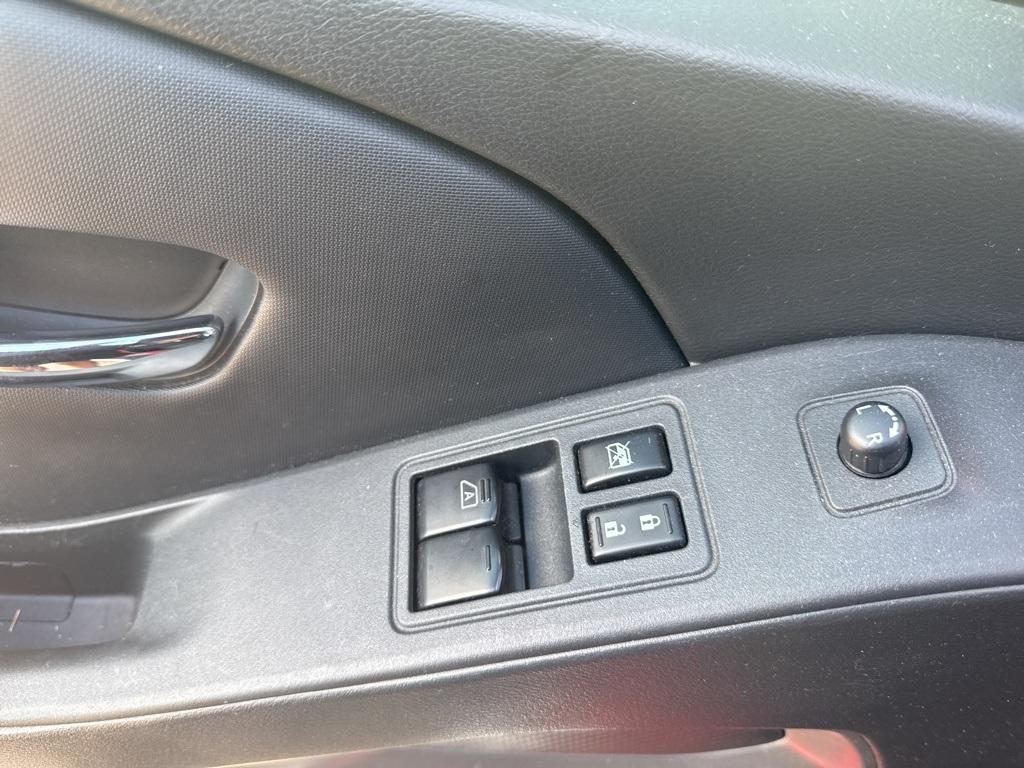 used 2022 Nissan Frontier car, priced at $25,999