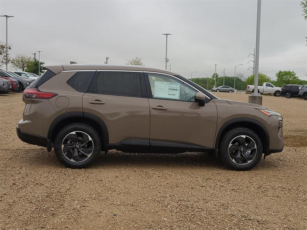 new 2025 Nissan Rogue car, priced at $32,376