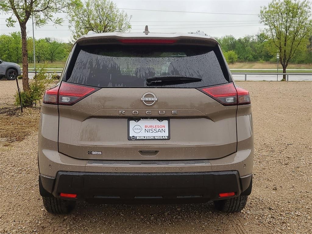 new 2025 Nissan Rogue car, priced at $32,376