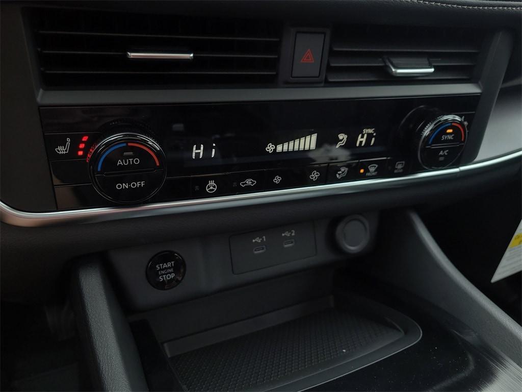 new 2025 Nissan Rogue car, priced at $33,626