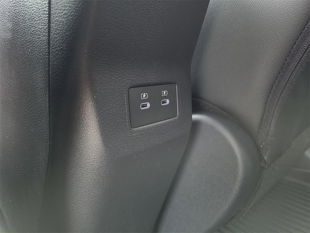 new 2025 Nissan Kicks car, priced at $26,309