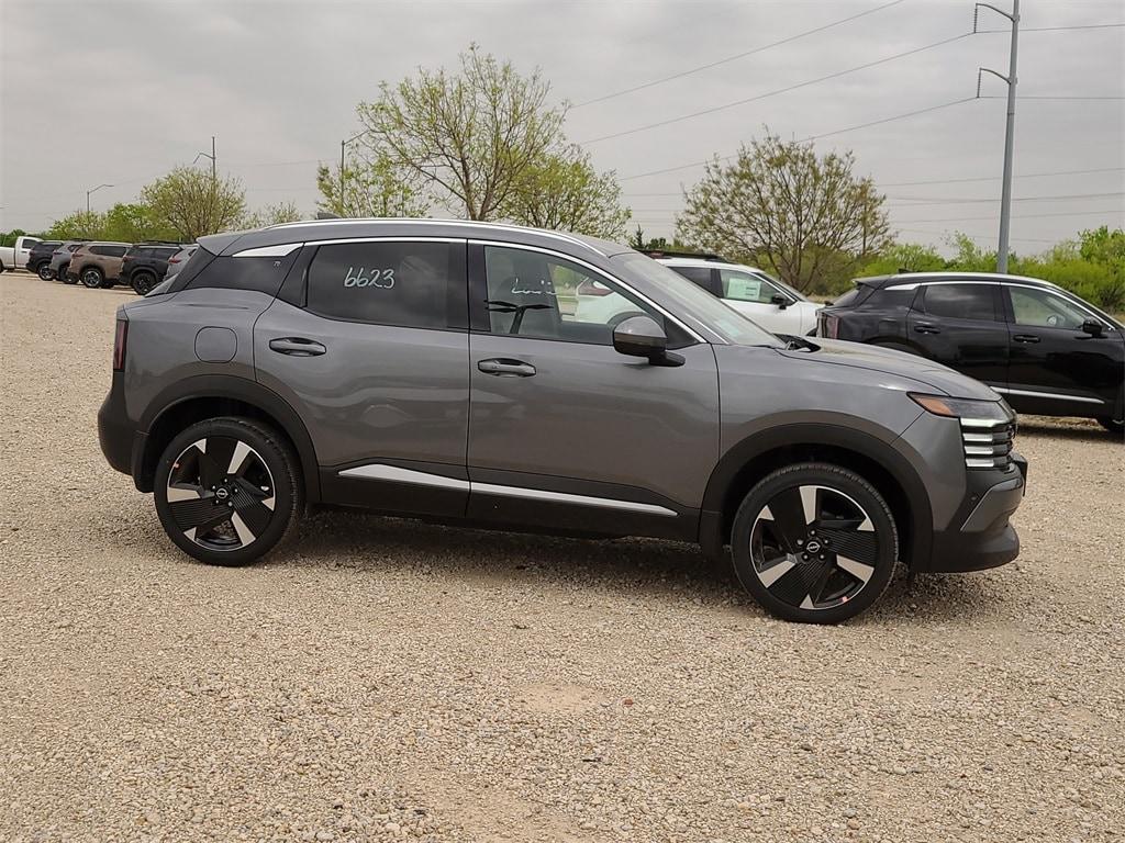 new 2025 Nissan Kicks car, priced at $26,309