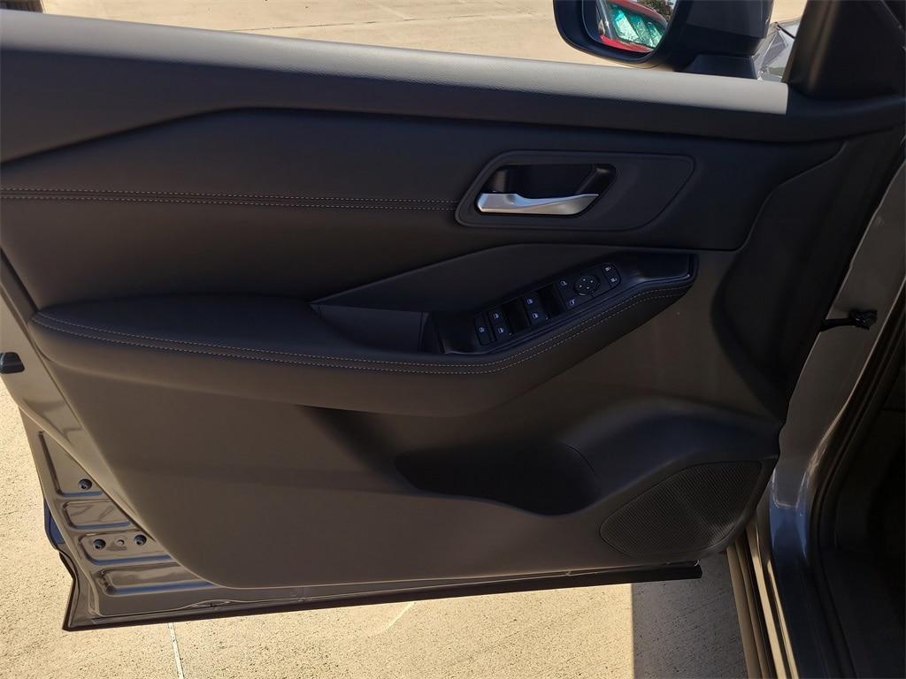 new 2026 Nissan Rogue car, priced at $32,085