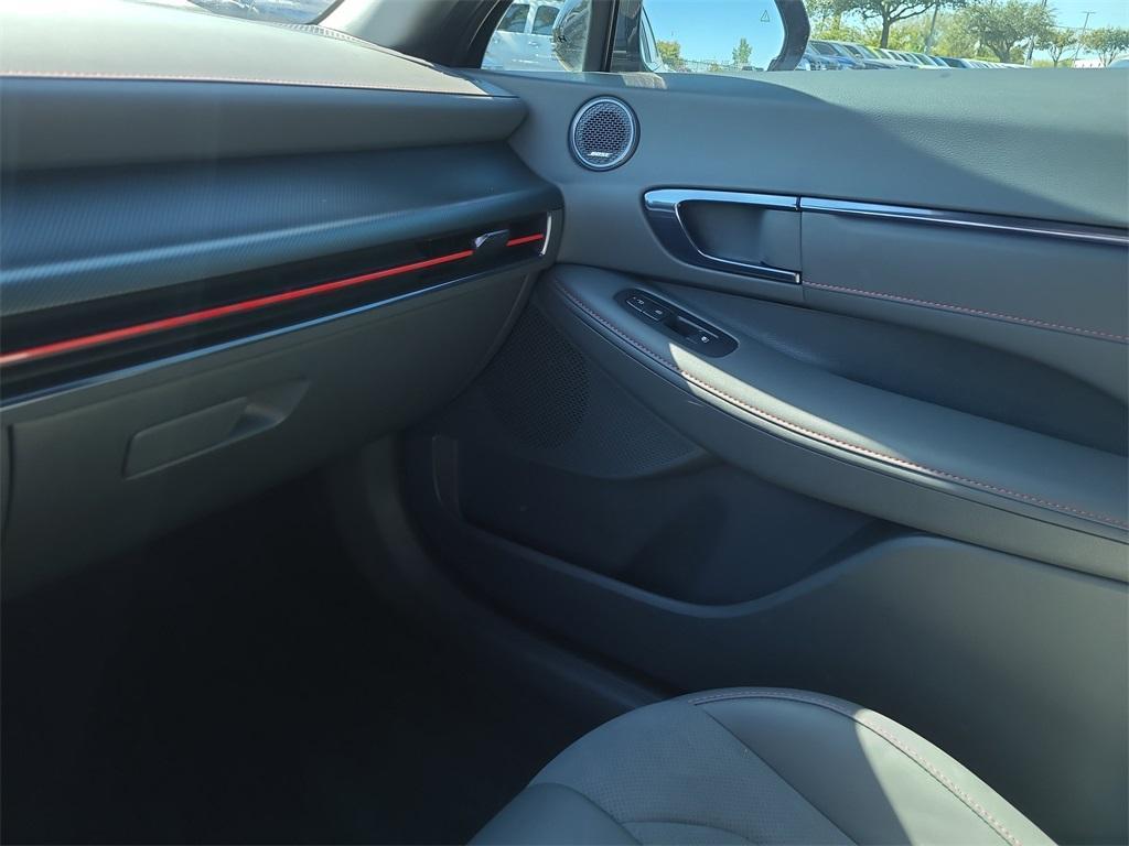 used 2025 Hyundai Sonata car, priced at $32,000