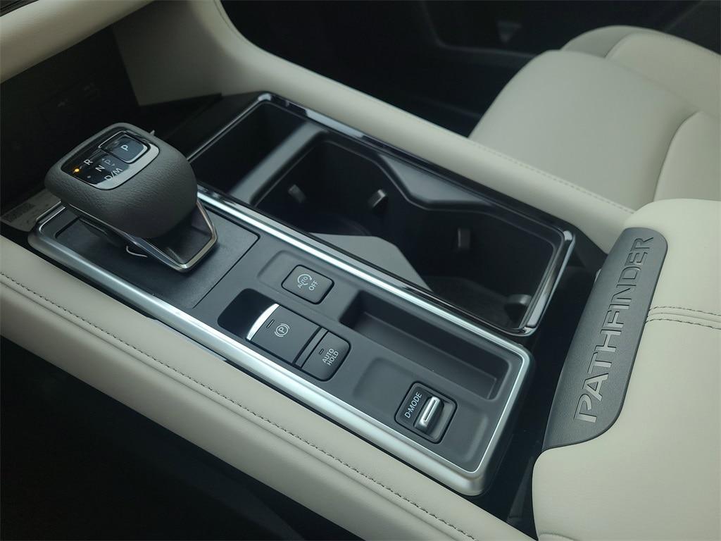 new 2025 Nissan Pathfinder car, priced at $41,625