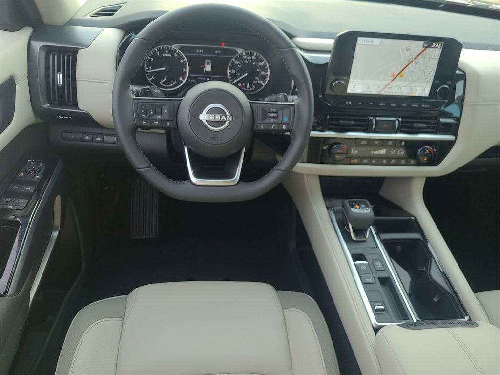 new 2025 Nissan Pathfinder car, priced at $41,625