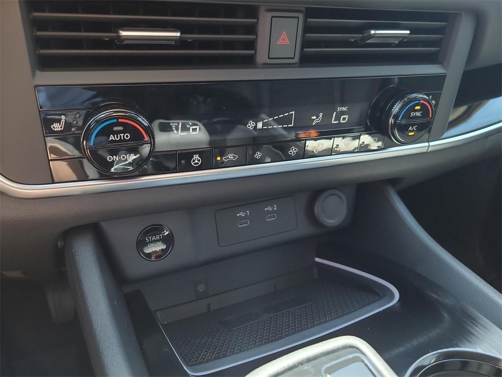 new 2025 Nissan Rogue car, priced at $35,601