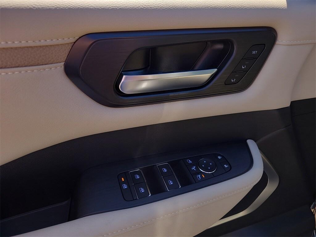 new 2025 Nissan Armada car, priced at $76,050