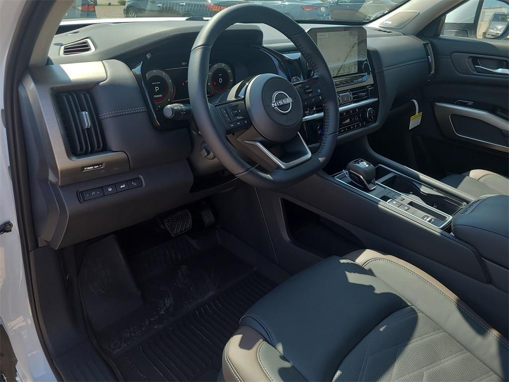 new 2025 Nissan Pathfinder car, priced at $48,778
