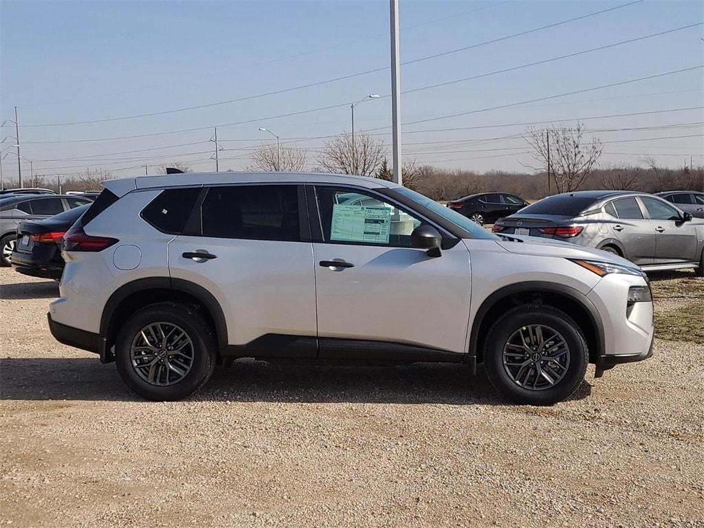 new 2025 Nissan Rogue car, priced at $29,677