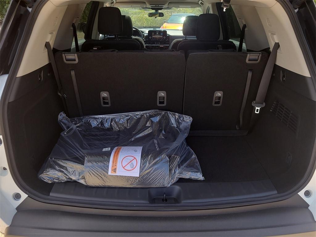 new 2025 Nissan Pathfinder car, priced at $36,010