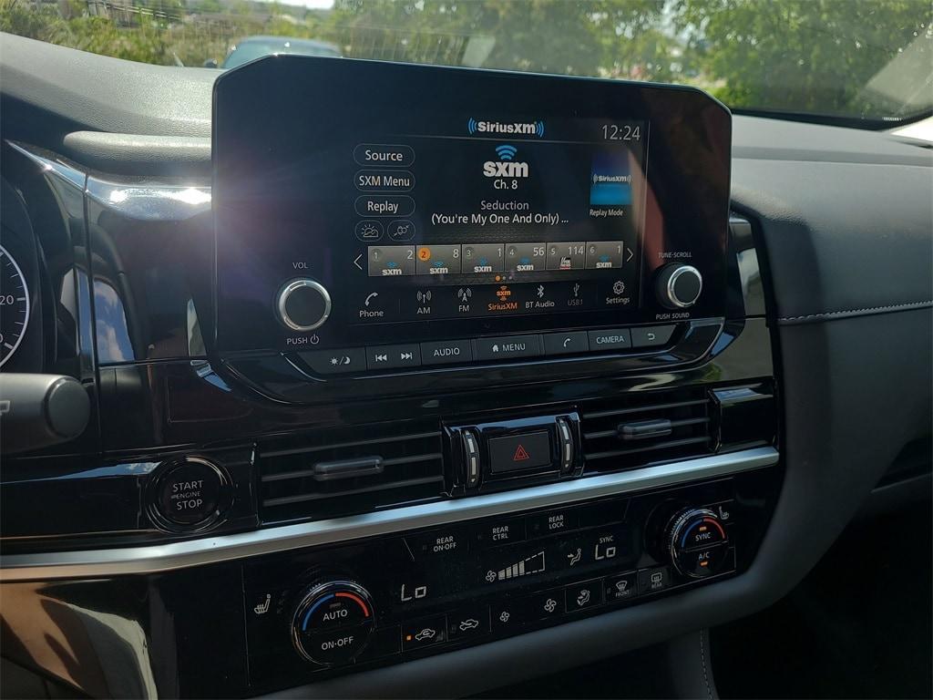 new 2025 Nissan Pathfinder car, priced at $36,010