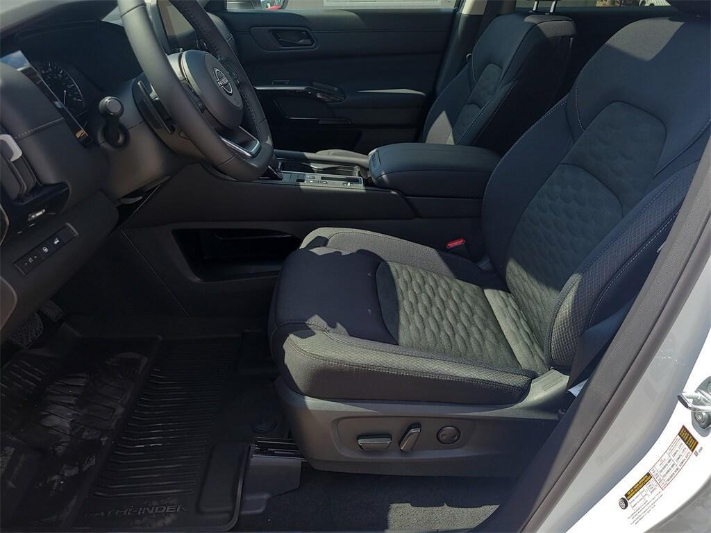 new 2025 Nissan Pathfinder car, priced at $36,010