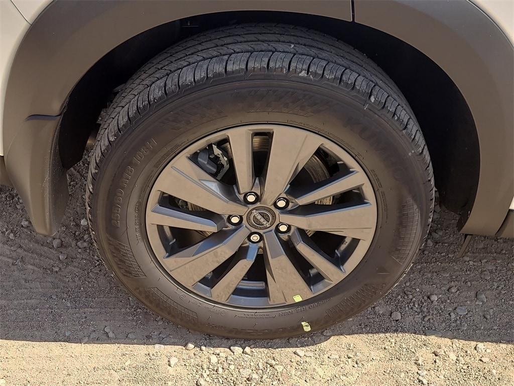 new 2025 Nissan Pathfinder car, priced at $36,010