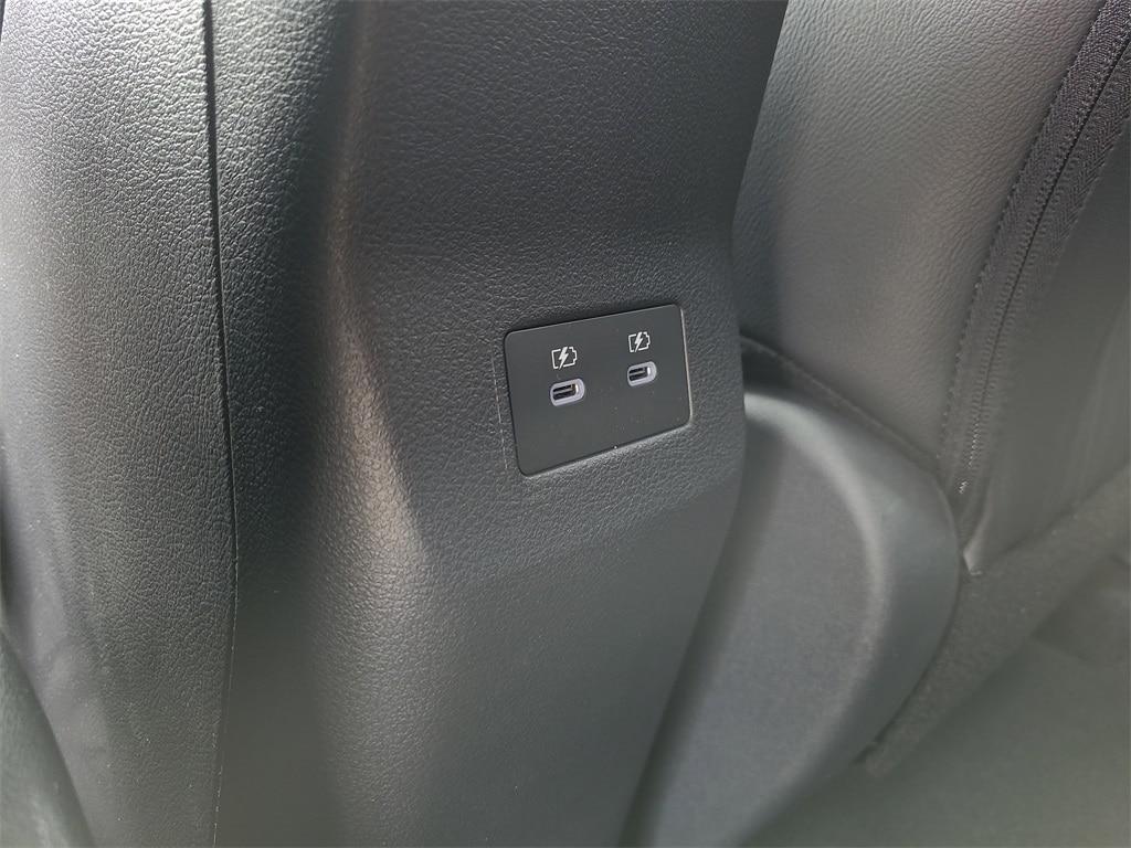 new 2025 Nissan Kicks car, priced at $29,700