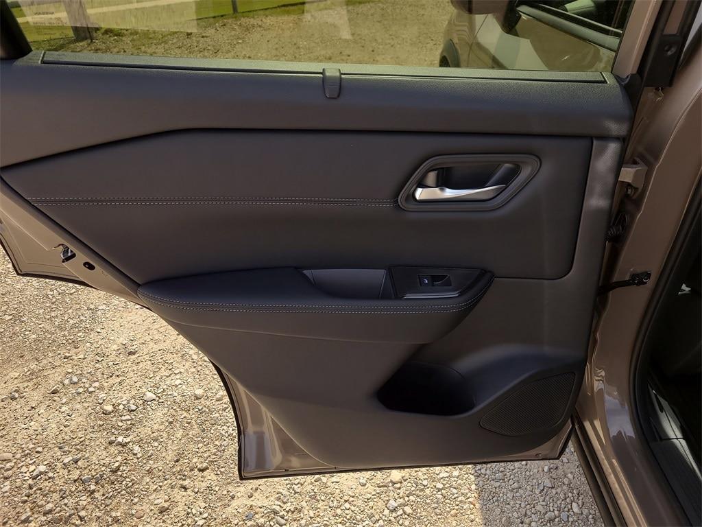 new 2025 Nissan Rogue car, priced at $31,876
