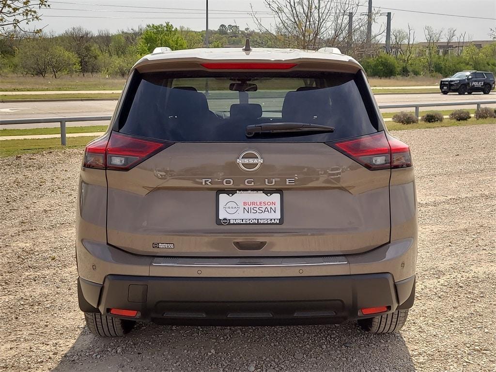 new 2025 Nissan Rogue car, priced at $32,376