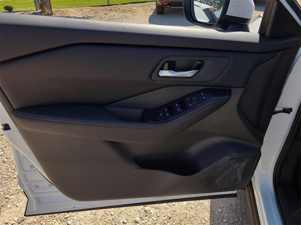 new 2026 Nissan Rogue car, priced at $29,828