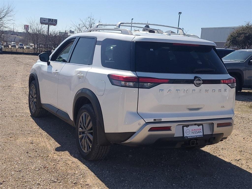 new 2025 Nissan Pathfinder car, priced at $43,929